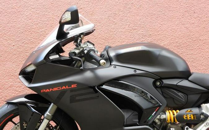 2024 Ducati Panigale V2 Black on Black