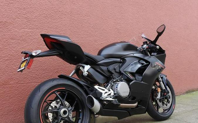 2024 Ducati Panigale V2 Black on Black