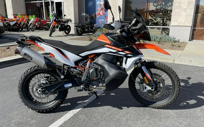 2022 KTM 890 ADV R