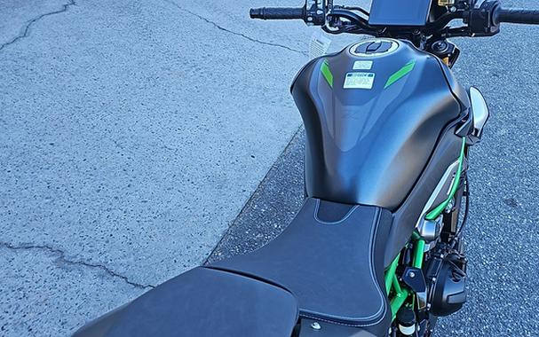 2026 Kawasaki Z900 SE ABS