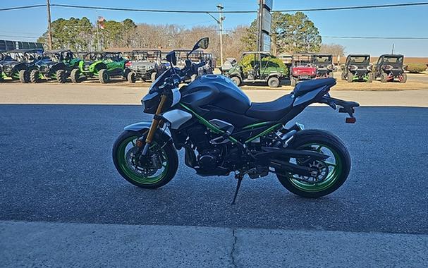 2026 Kawasaki Z900 SE ABS