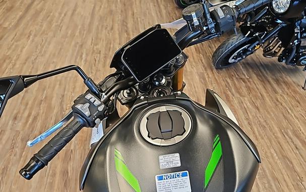 2026 Kawasaki Z900 SE ABS