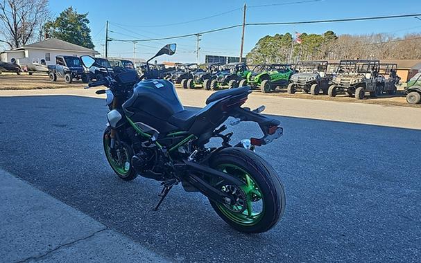 2026 Kawasaki Z900 SE ABS