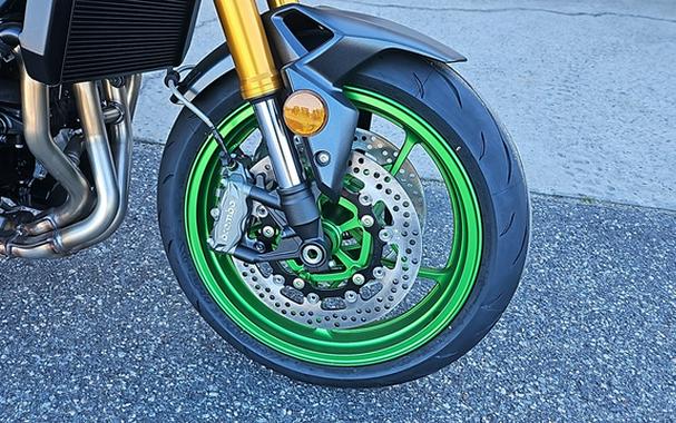 2026 Kawasaki Z900 SE ABS