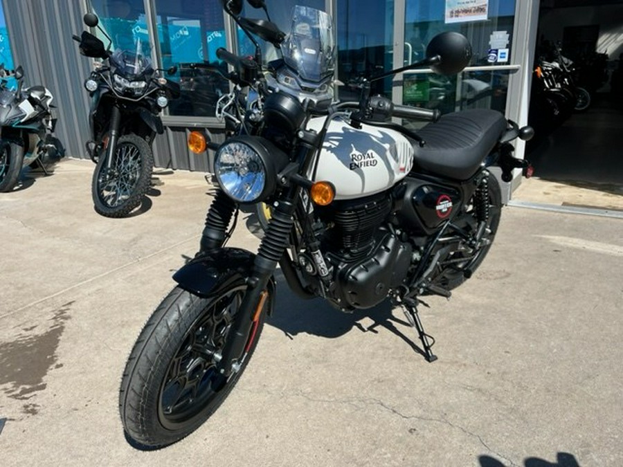 2023 Royal Enfield Hunter 350 Dapper White