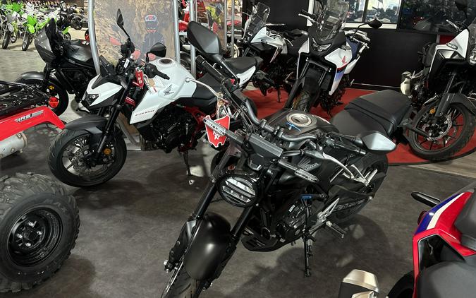 2025 Honda CB300R ABS