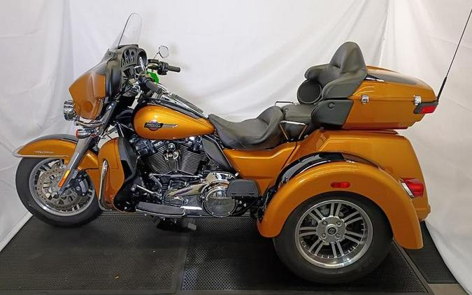 2023 Harley-Davidson® FLHTCUTG - Tri Glide® Ultra