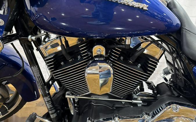 2015 Harley-Davidson® Road Glide® Special FLTRXS 679270 Superior Blue