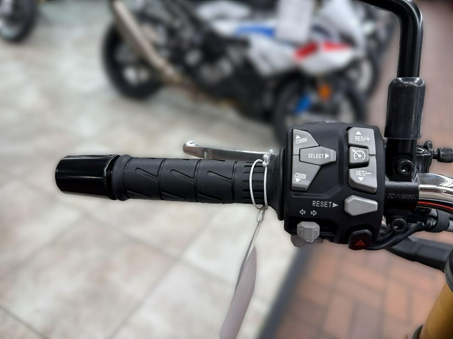 2026 Kawasaki Z900RS SE ABS