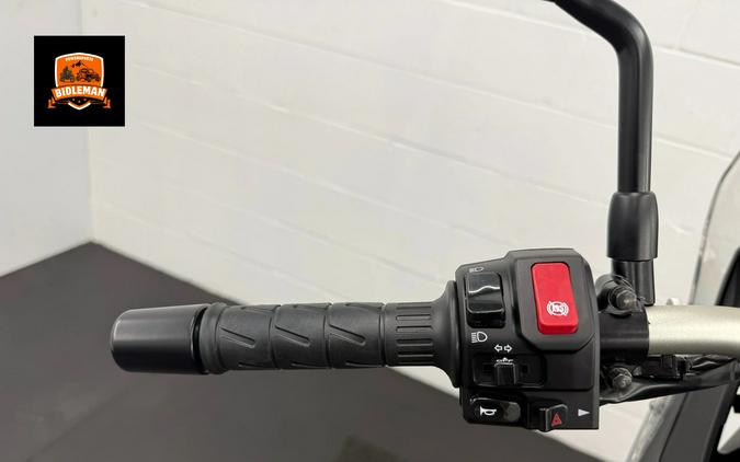 2026 Kawasaki KLE®500 ABS