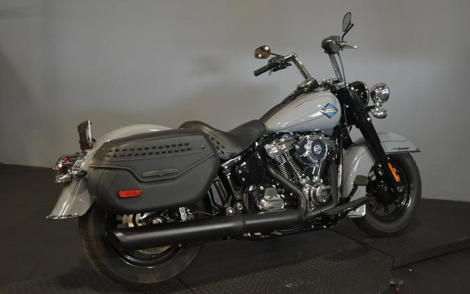 2026 Harley-Davidson Heritage Classic Dark Billiard Gray Black Cast Wheels