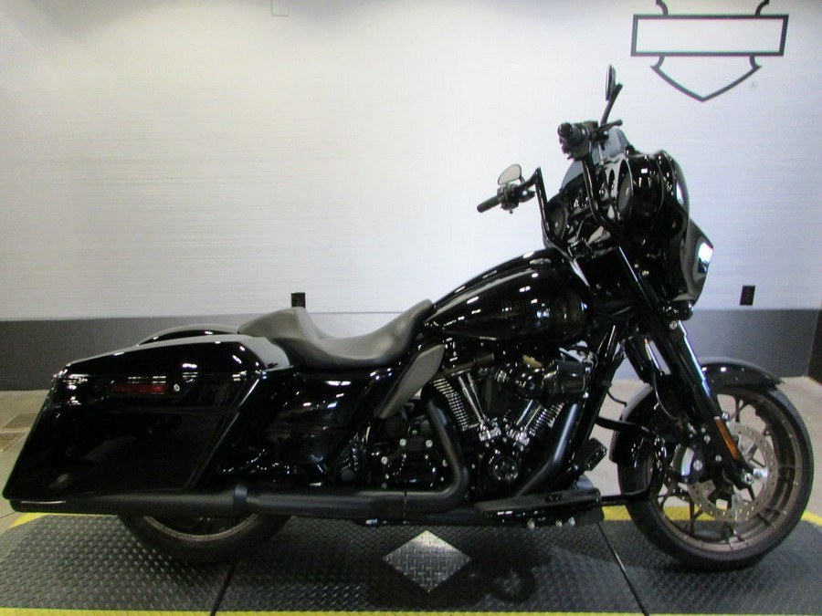 2022 Harley-Davidson® FLHXST - Street Glide® ST