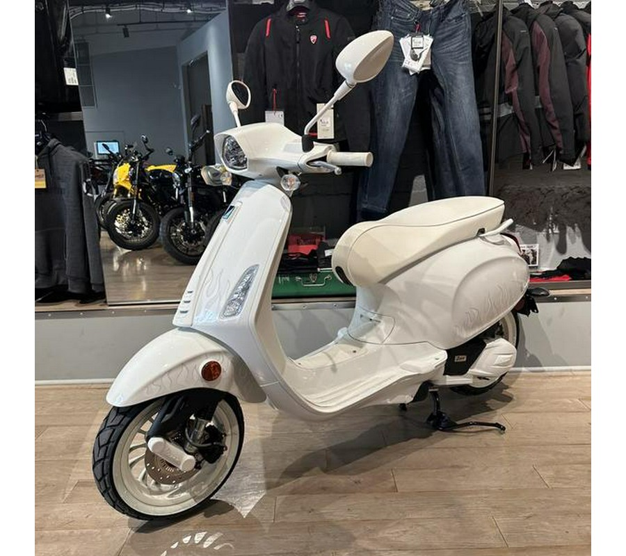 2022 Vespa Sprint 150 Justin Bieber X Vespa