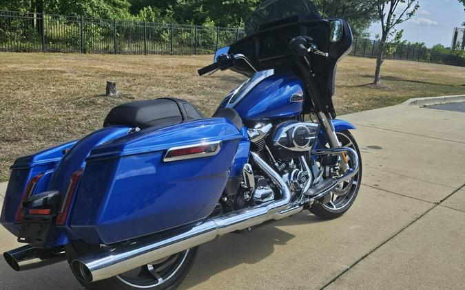 2025 Harley-Davidson® Street Glide® Blue Burst