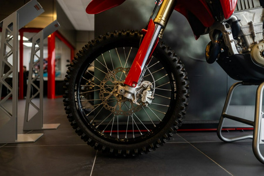 2026 Ducati DESMO 450 MX