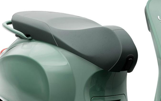 2027 Vespa Primavera 150 80th