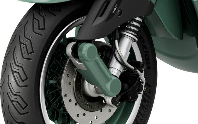 2027 Vespa Primavera 150 80th