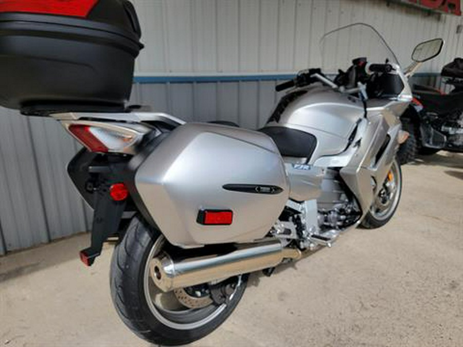 2010 Yamaha FJR1300A