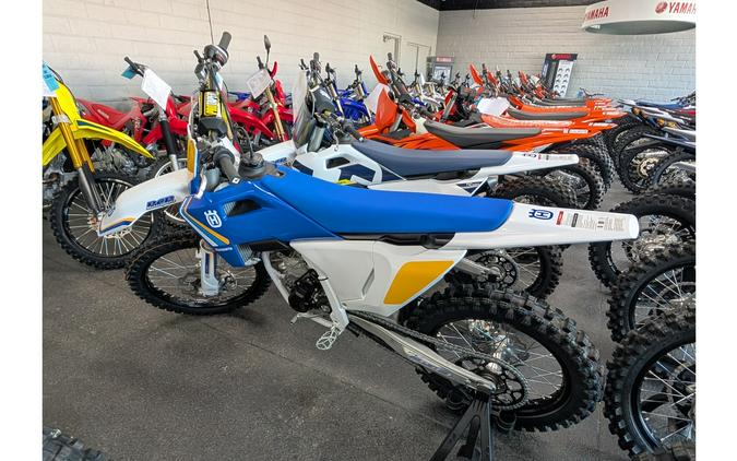 2025 Husqvarna Motorcycles FC350 Heritage