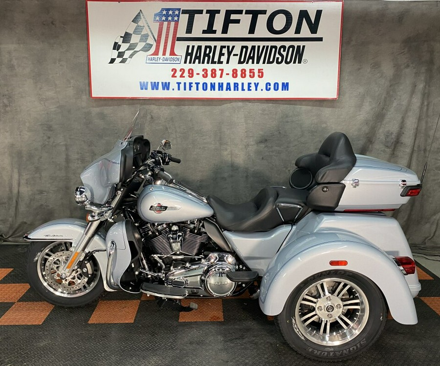 FLHTCUTG 2023 Tri Glide Ultra