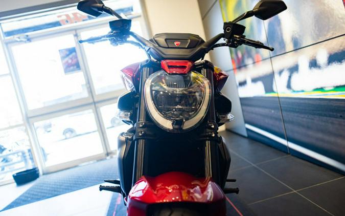 2026 Ducati XDIAVEL V4