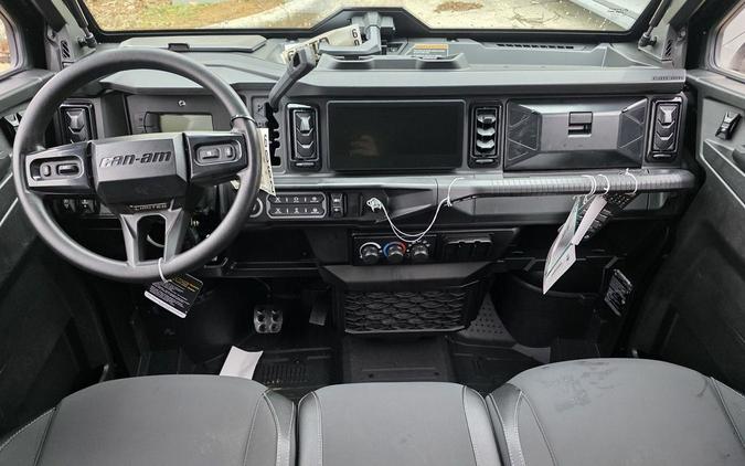 2026 Can-Am Defender MAX Limited HD11