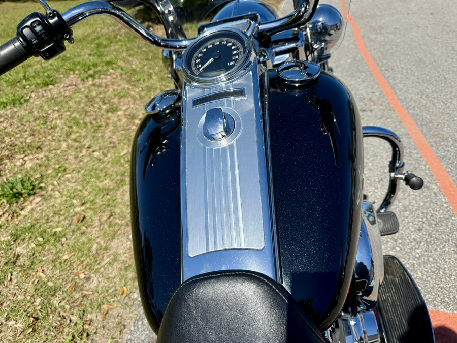 2012 HD Road King FLHR103