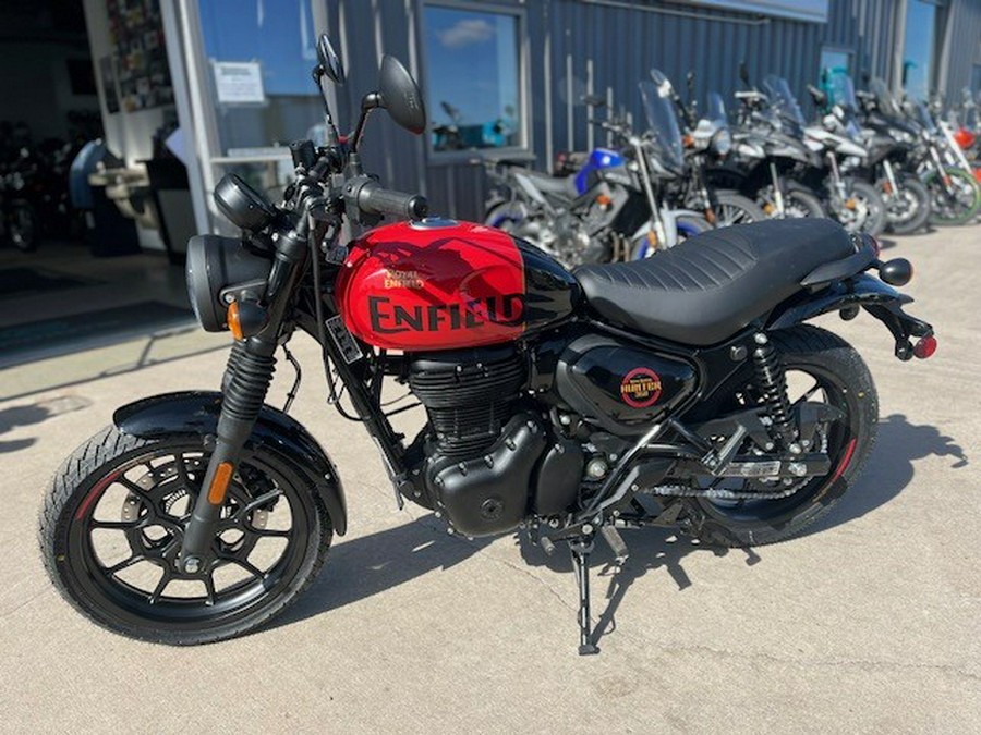 2023 Royal Enfield Hunter 350 Rebel Red