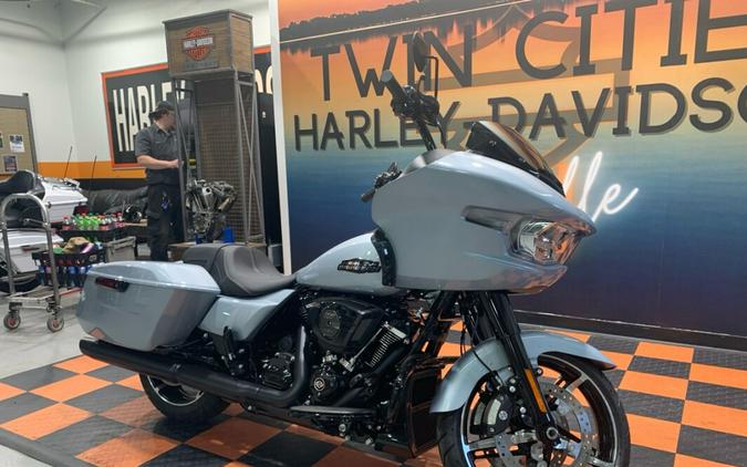 2024 Harley-Davidson Road Glide FLTRX