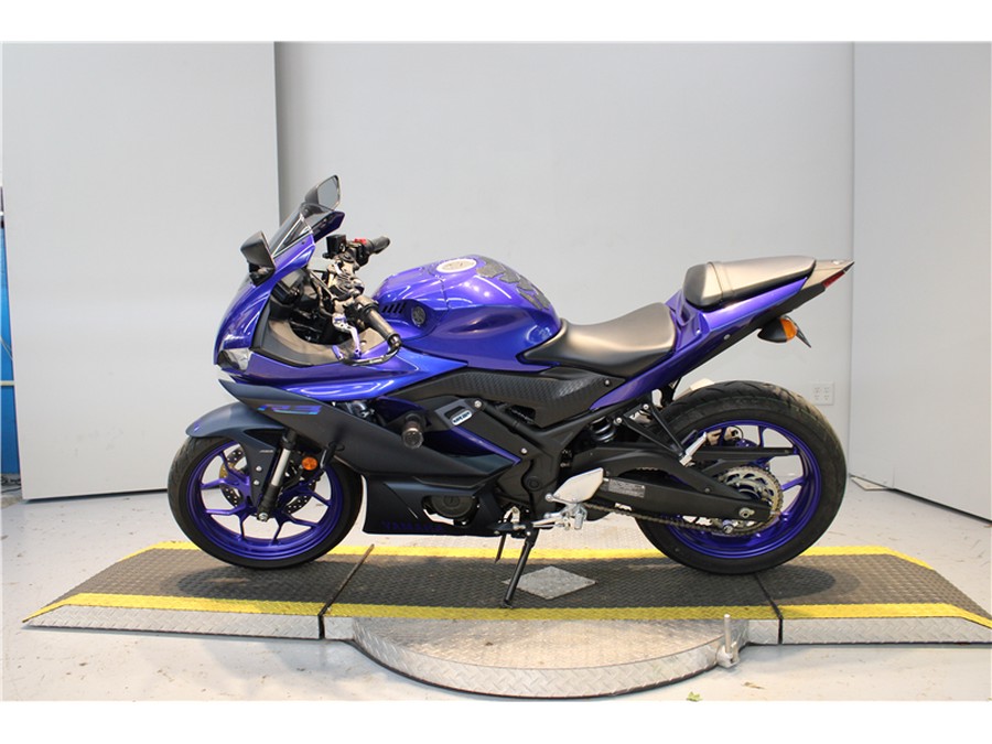 2023 YAMAHA YZF-R3