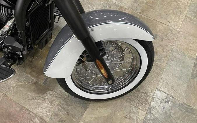 2024 Kawasaki Vulcan® 900 Classic