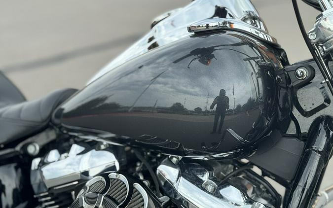 2019 Harley-Davidson® Low Rider® FXLR Custom Charcoal Flake 022993