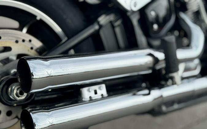 2019 Harley-Davidson® Low Rider® FXLR Custom Charcoal Flake 022993