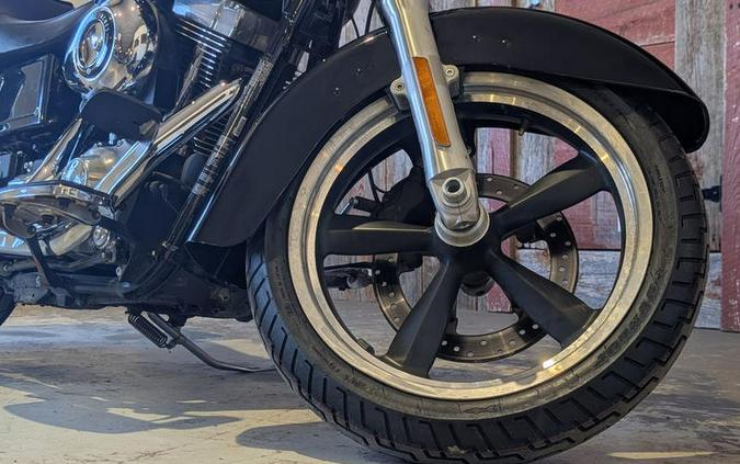 2014 Harley-Davidson® FLD - Dyna® Switchback™