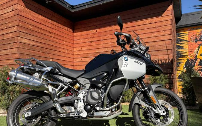 2025 BMW F 900 GS Adventure