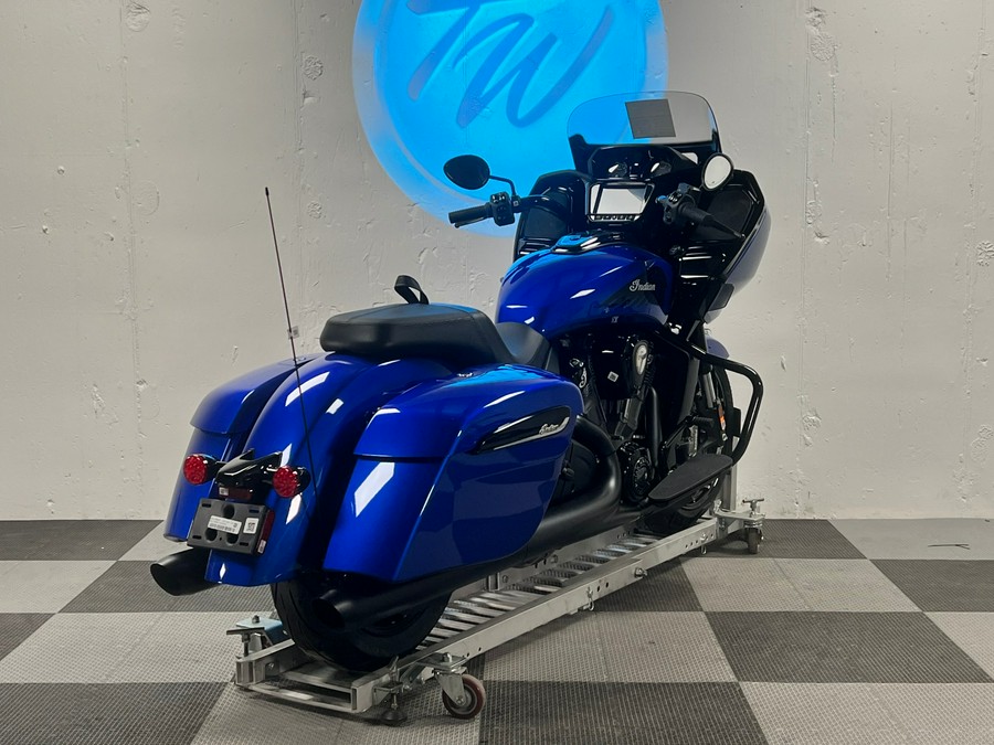 2026 Indian Motorcycle Challenger® Dark Horse® 112 with PowerBand Audio Package