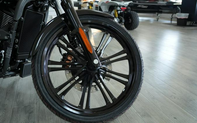 2026 Kawasaki Vulcan® 900 Custom