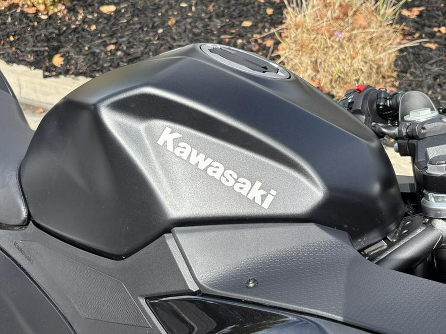 2026 Kawasaki Ninja® 500 Metallic Flat Spark Black