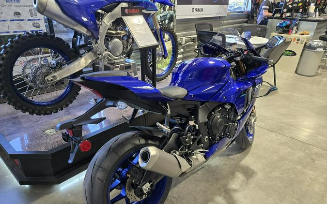 2026 Yamaha YZF-R1