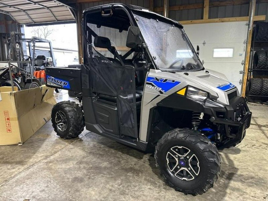 2017 Polaris® RANGER XP® 900 EPS Silver Pearl