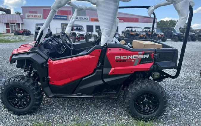 2024 Honda Pioneer 1000-5 Deluxe