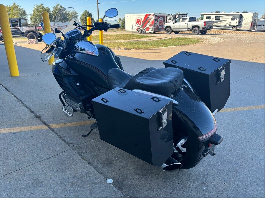 2014 Honda Gold Wing® Valkyrie®