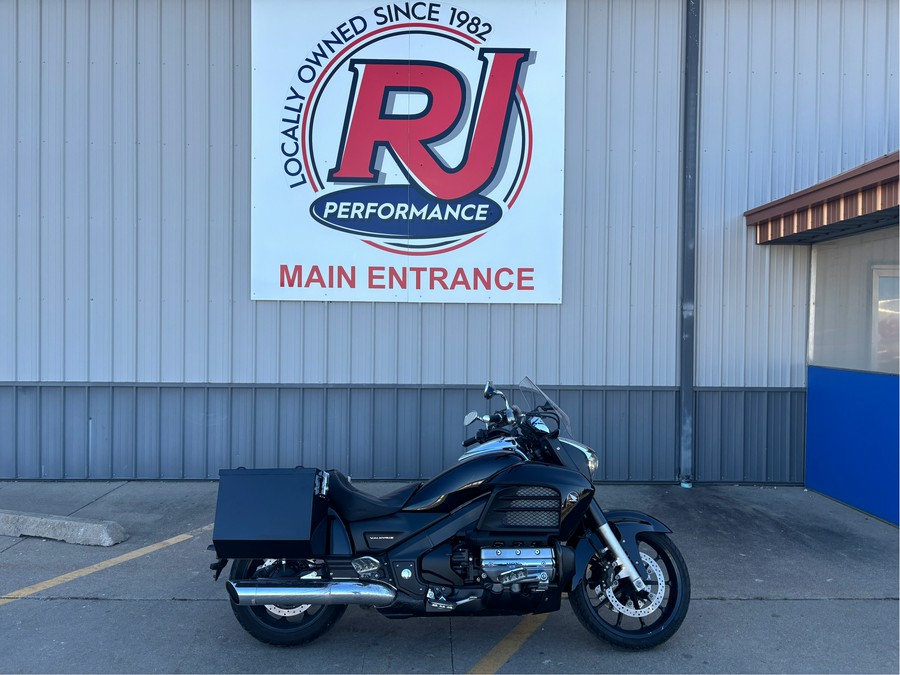 2014 Honda Gold Wing® Valkyrie®