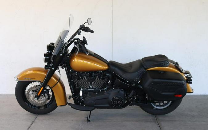2023 Harley-Davidson® FLHCS - Heritage Classic