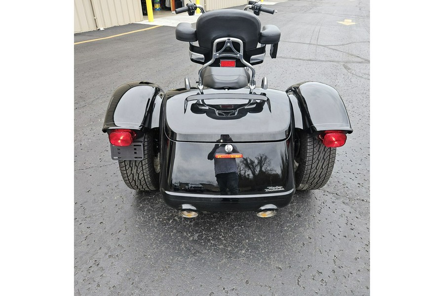 2022 Harley-Davidson® FREEWHEELER