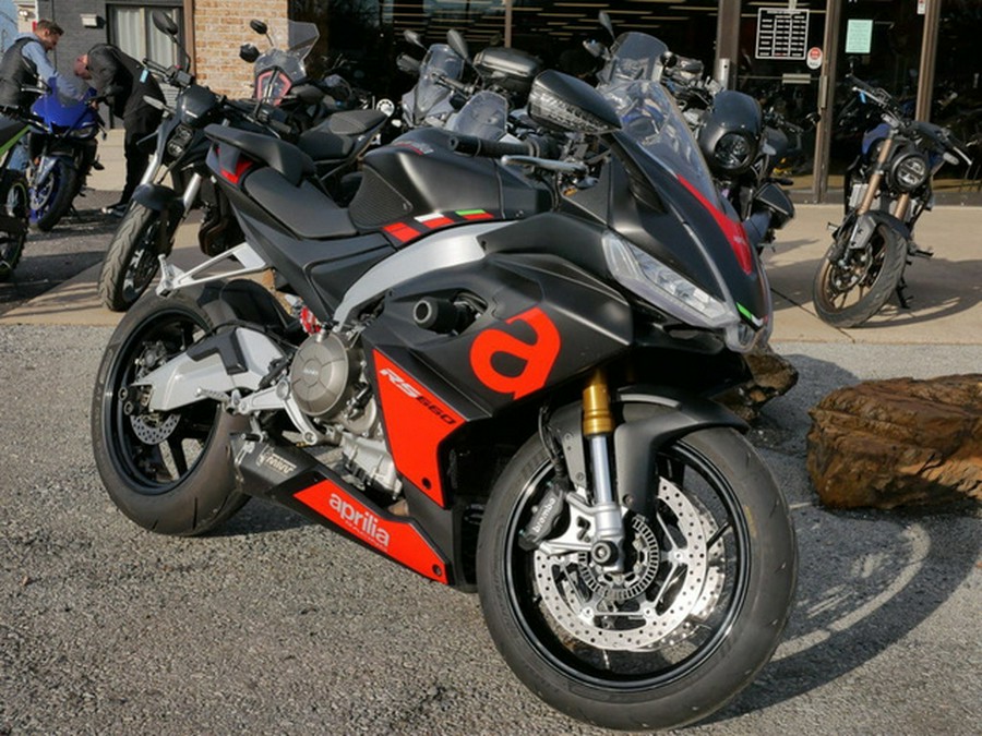 2024 Aprilia 660