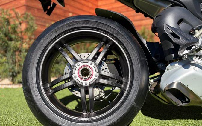 2025 Ducati Streetfighter V4 SP2