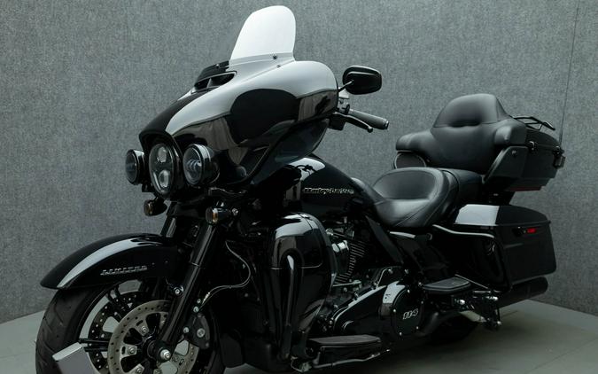 2022 HARLEY DAVIDSON FLHTK ULTRA LIMITED W/ABS & LANDING GEAR