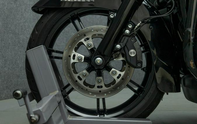 2022 HARLEY DAVIDSON FLHTK ULTRA LIMITED W/ABS & LANDING GEAR