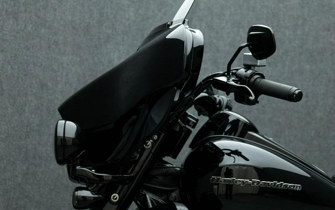 2022 HARLEY DAVIDSON FLHTK ULTRA LIMITED W/ABS & LANDING GEAR